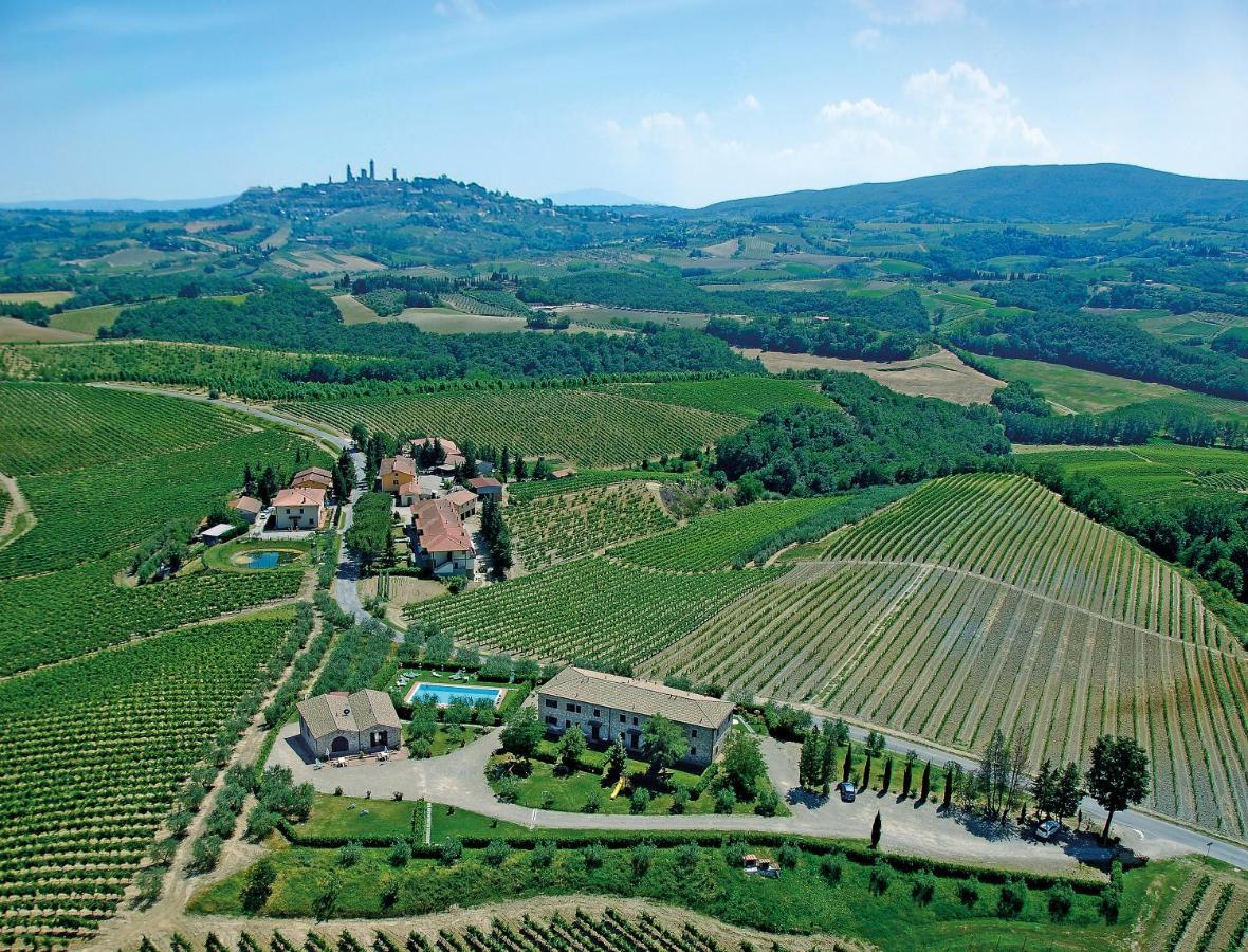Agriturismo Macinatico سان جيمينيانو المظهر الخارجي الصورة