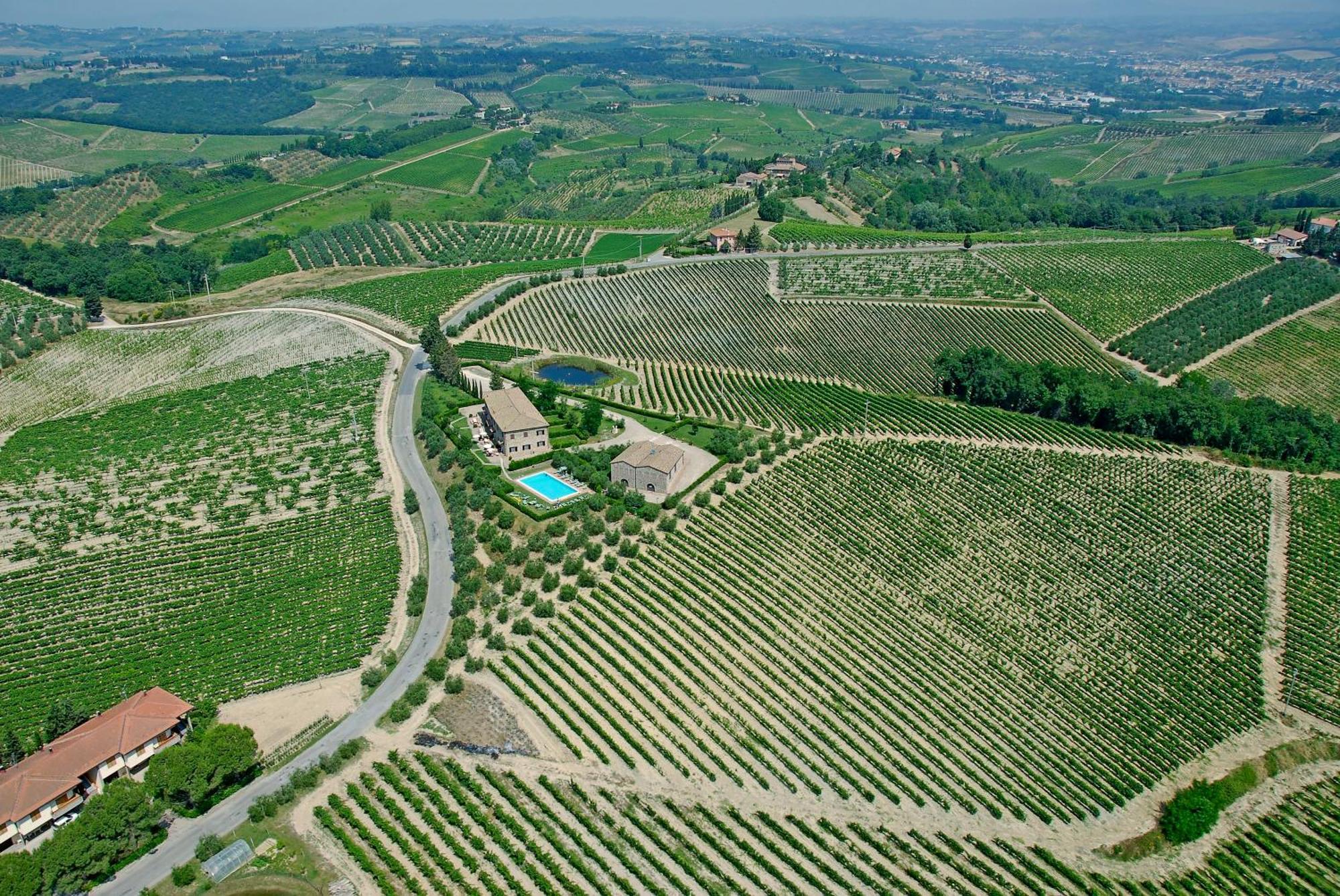 Agriturismo Macinatico سان جيمينيانو المظهر الخارجي الصورة